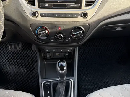 Hyundai Accent 2019 года за 7 500 000 тг. в Актобе – фото 10