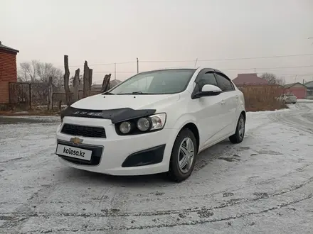 Chevrolet Aveo 2015 года за 3 950 000 тг. в Семей