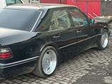 Mercedes-Benz E 300 1992 года за 3 200 000 тг. в Алматы – фото 2