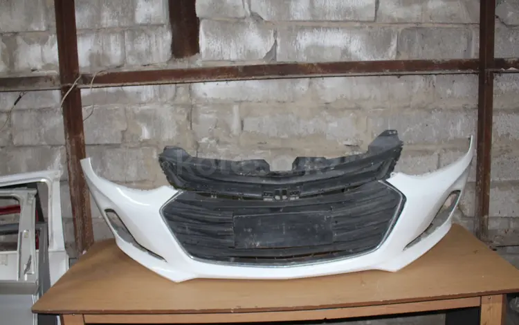Бампер передний, задний, накладка на задний бампер Chevrolet Onix за 10 000 тг. в Караганда