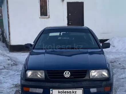 Volkswagen Vento 1992 года за 1 050 000 тг. в Талдыкорган – фото 4