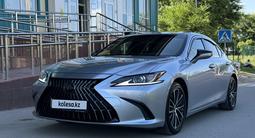 Lexus ES 250 2021 года за 21 610 000 тг. в Алматы – фото 3