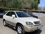 Lexus RX 300 2000 годаүшін5 500 000 тг. в Алматы