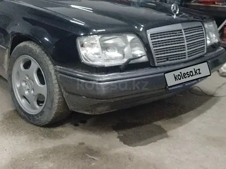 Mercedes-Benz E 200 1994 года за 1 780 000 тг. в Кызылорда – фото 6