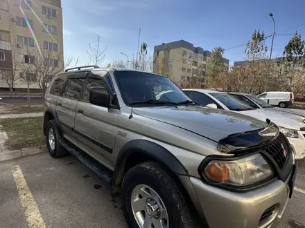 Mitsubishi Montero Sport 2001 года за 4 500 000 тг. в Алматы – фото 3