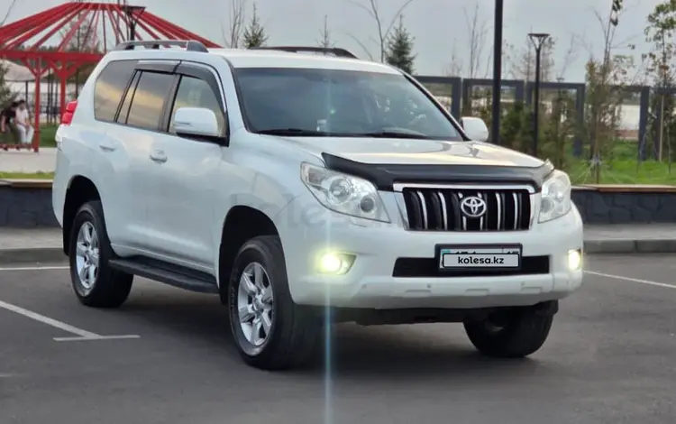 Toyota Land Cruiser Prado 2011 года за 13 500 000 тг. в Астана