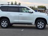 Toyota Land Cruiser Prado 2011 годаүшін13 500 000 тг. в Астана – фото 4