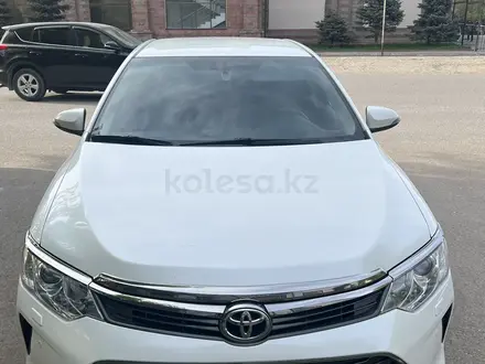Toyota Camry 2015 года за 12 600 000 тг. в Уральск