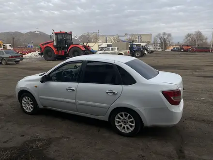 ВАЗ (Lada) Granta 2190 2012 года за 2 300 000 тг. в Усть-Каменогорск – фото 4