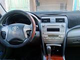 Toyota Camry 2010 года за 5 750 000 тг. в Семей – фото 3