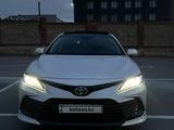Toyota Camry 2022 года за 19 000 000 тг. в Шымкент – фото 2