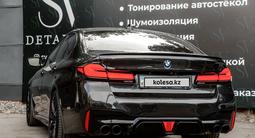 BMW 540 2018 года за 26 200 000 тг. в Алматы – фото 3