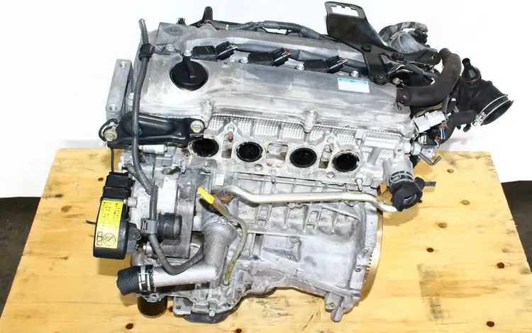 Контрактные двигатели на Тойота 2AZ гибрид 2.4 за 360 000 тг. в Алматы
