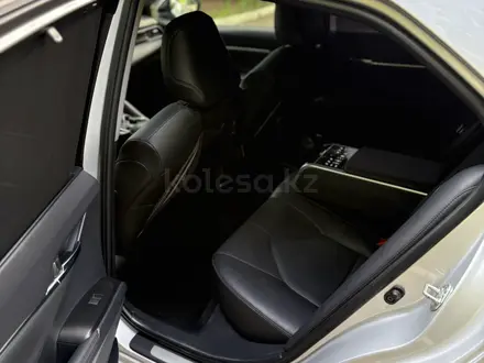 Toyota Camry 2024 года за 17 900 000 тг. в Актобе – фото 7
