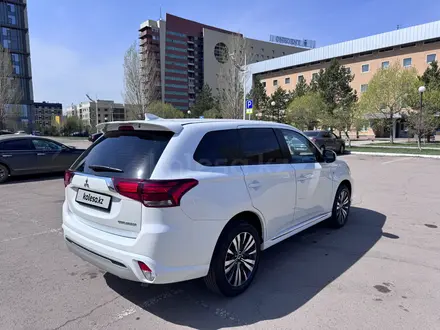 Mitsubishi Outlander 2022 года за 12 900 000 тг. в Астана – фото 5