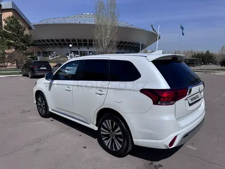 Mitsubishi Outlander 2022 года за 12 900 000 тг. в Астана – фото 7