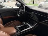 Audi Q8 2020 года за 29 700 000 тг. в Алматы – фото 3