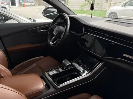 Audi Q8 2020 года за 29 700 000 тг. в Алматы – фото 3