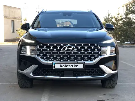 Hyundai Santa Fe 2021 года за 17 000 000 тг. в Алматы – фото 13