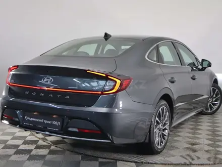 Hyundai Sonata 2022 года за 12 990 000 тг. в Алматы – фото 7