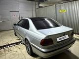 BMW 528 1997 года за 2 600 000 тг. в Караганда – фото 2