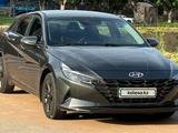 Hyundai Elantra 2022 года за 8 300 000 тг. в Алматы – фото 2