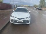 Toyota Camry 2020 года за 13 500 000 тг. в Караганда – фото 5