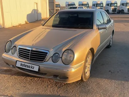 Mercedes-Benz E 320 2001 года за 3 900 000 тг. в Актау – фото 16