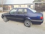 Volkswagen Vento 1996 годаfor2 100 000 тг. в Караганда – фото 4