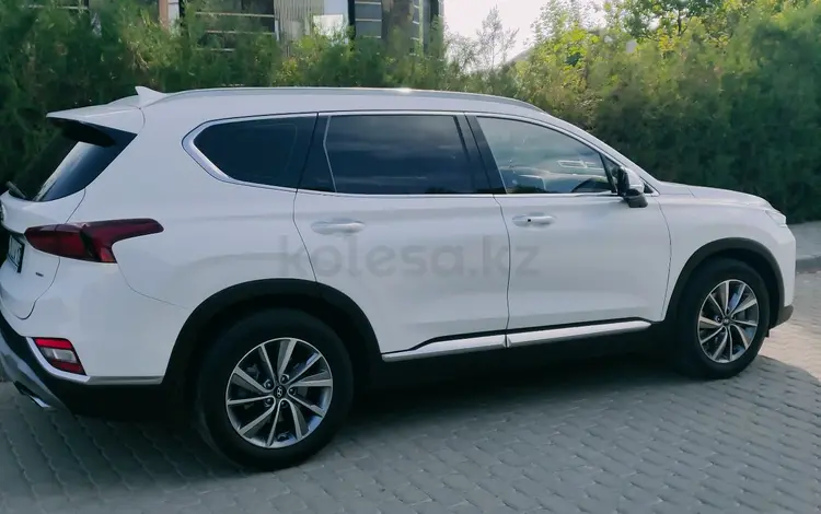Hyundai Santa Fe 2019 годаүшін11 500 000 тг. в Шымкент