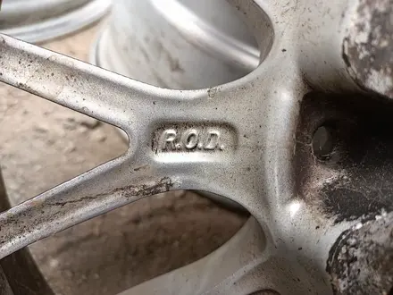 Оригинальные легкосплавные диски "ROD" на BMW 5 е39 (Германия R15 за 150 000 тг. в Астана – фото 9