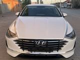 Hyundai Sonata 2022 годаfor11 950 000 тг. в Кызылорда – фото 2