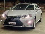 Lexus ES 300h 2013 года за 7 500 000 тг. в Уральск – фото 3
