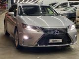 Lexus ES 300h 2013 года за 7 500 000 тг. в Уральск – фото 4