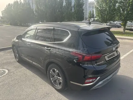 Hyundai Santa Fe 2019 года за 10 300 000 тг. в Астана – фото 3
