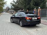 Toyota Camry 2014 года за 9 500 000 тг. в Алматы – фото 2