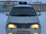 Volkswagen Sharan 1998 года за 2 500 000 тг. в Актау