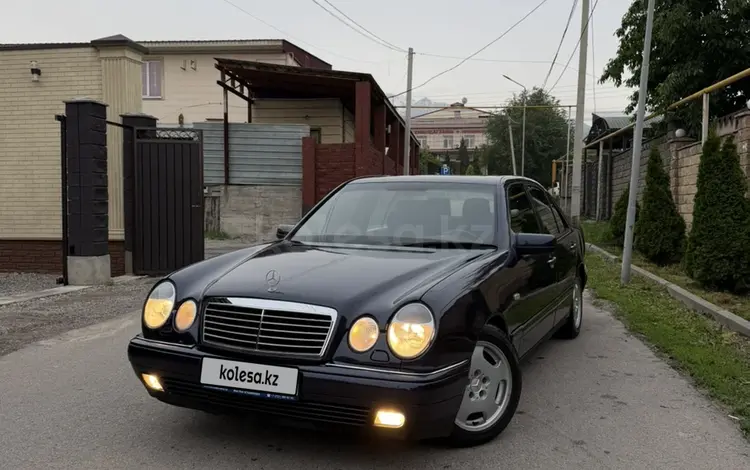 Mercedes-Benz E 230 1997 года за 2 000 000 тг. в Алматы