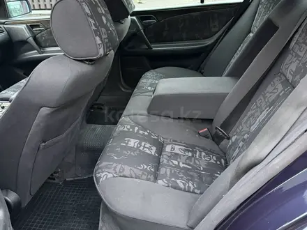 Mercedes-Benz E 230 1997 года за 2 000 000 тг. в Алматы – фото 9