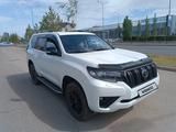 Toyota Land Cruiser Prado 2023 годаfor42 000 000 тг. в Астана – фото 2