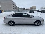 Hyundai Elantra 2001 годаfor2 700 000 тг. в Актобе – фото 2