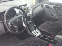 Hyundai Elantra 2012 года за 5 358 325 тг. в Астана