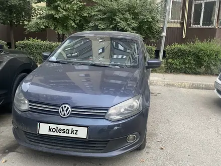 Volkswagen Polo 2011 года за 4 000 000 тг. в Алматы – фото 2