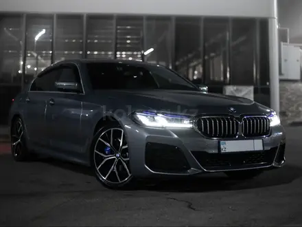 BMW 530 2023 года за 26 000 000 тг. в Алматы