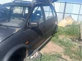 Mitsubishi Space Runner 1996 года за 300 000 тг. в Астана