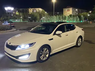Kia K5, 2012