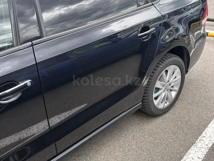 Volkswagen Polo 2015 года за 5 800 000 тг. в Астана – фото 4