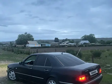 Mercedes-Benz E 280 1996 года за 1 800 000 тг. в Алматы – фото 2
