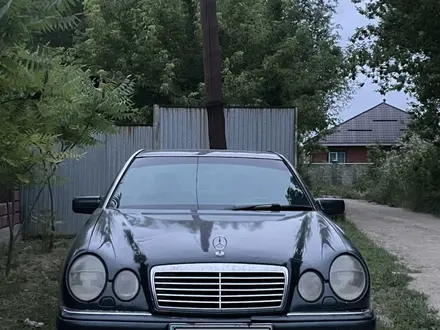 Mercedes-Benz E 280 1996 года за 1 800 000 тг. в Алматы – фото 4