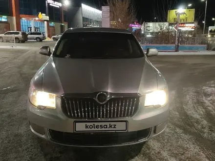 Skoda Superb 2012 года за 4 700 000 тг. в Актобе – фото 4